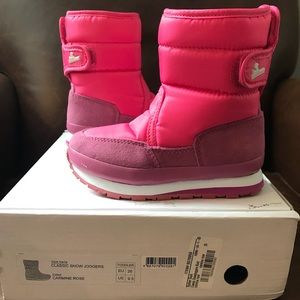 NEW Toddler size 9.5 Snow Boots- Rubber Duck